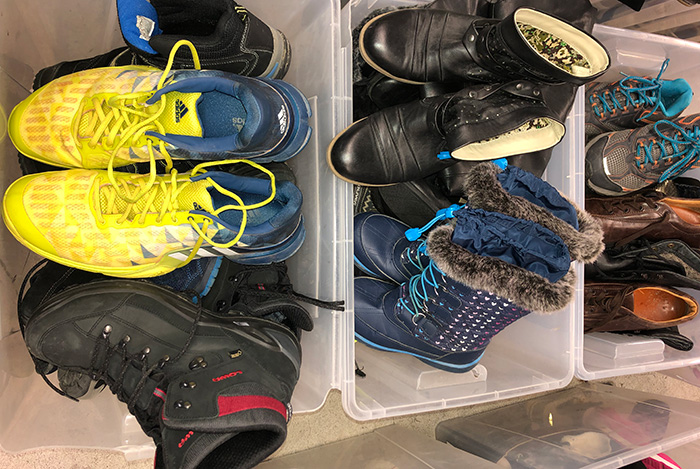 Sorted fall-winter shoes 1st grade